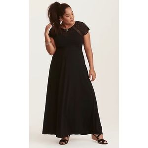 TORRID BLACK CROCHET LACE INSET MAXI DRESS